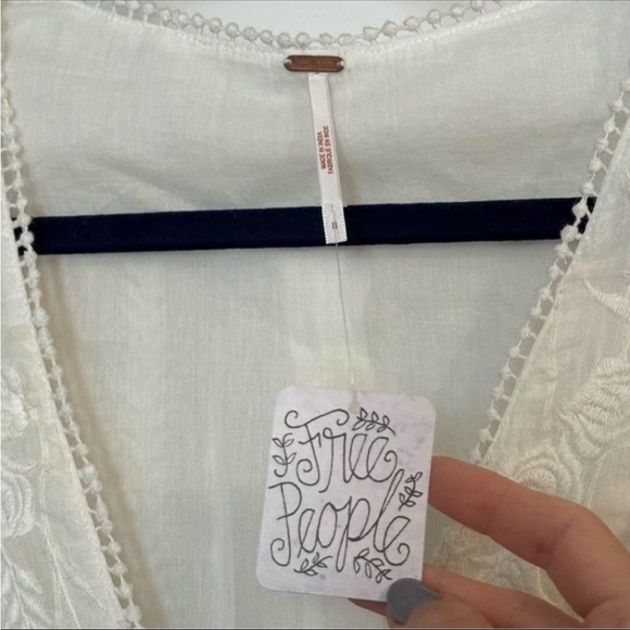 ✨NWT Free People Isabella Embroidered Bridal Shower Mini Dress Size 8🤍 - Picture 4 of 7